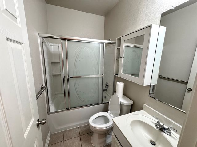 1100 Annalea Cove Drive, Lewisville, TX 75056