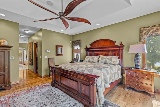 11 Shore View Drive, Reeds Spring, MO 65737