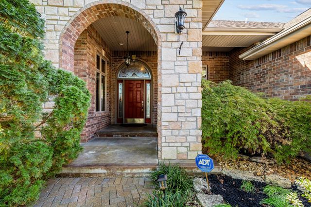 11 Shore View Drive, Reeds Spring, MO 65737