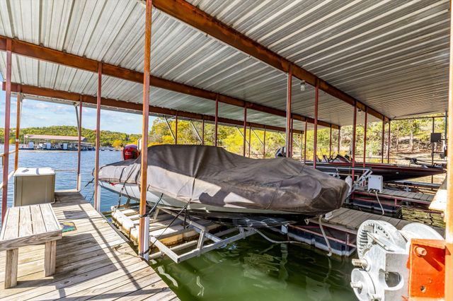 11 Shore View Drive, Reeds Spring, MO 65737