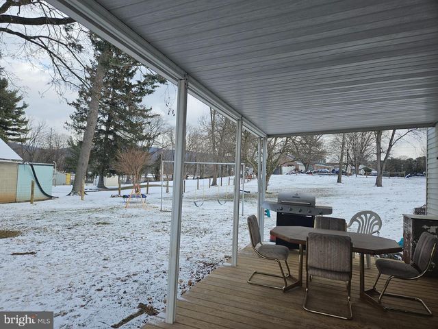 38 COLDSPRING RD, Fayetteville, PA 17222