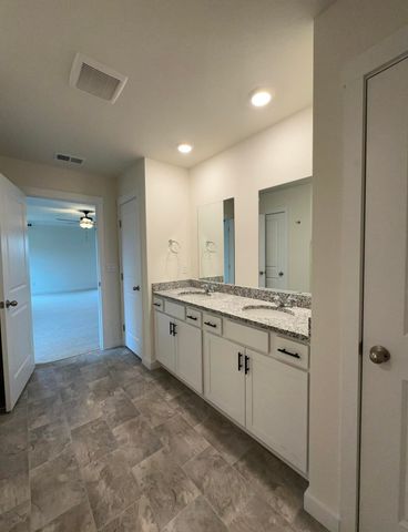 10811 Upland Drive, Apison, TN 37302