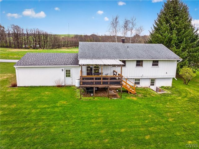 2765 King Road, Paris, NY 13456