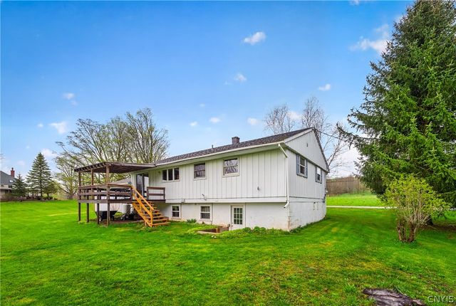2765 King Road, Paris, NY 13456