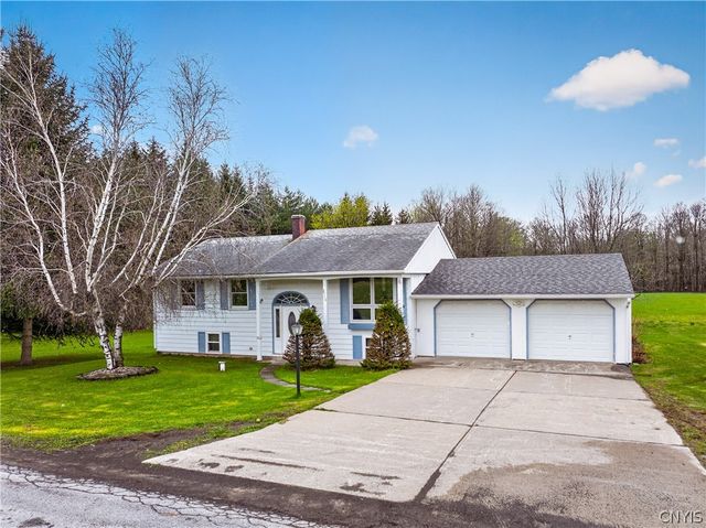 2765 King Road, Paris, NY 13456