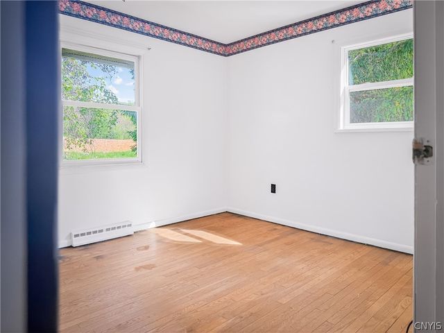 2765 King Road, Paris, NY 13456