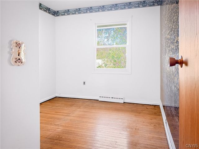 2765 King Road, Paris, NY 13456