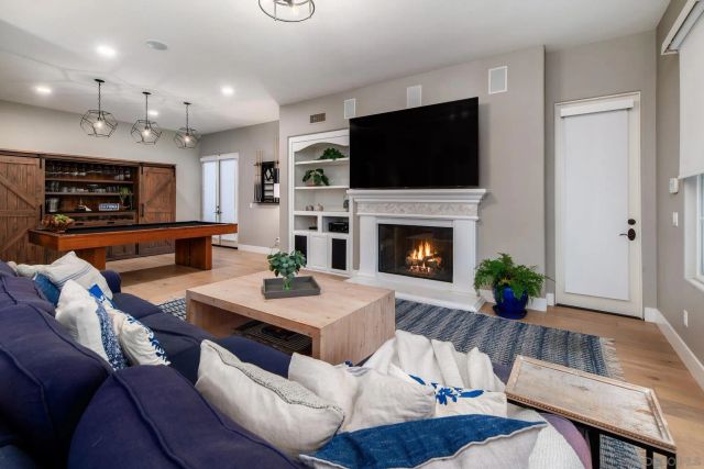 5012 Seagrove Cove, San Diego, CA 92130