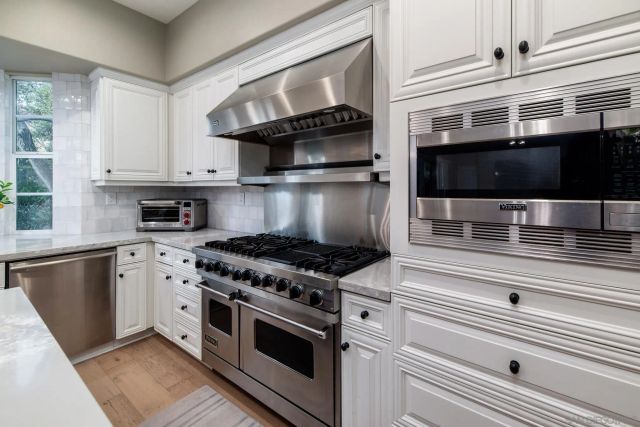 5012 Seagrove Cove, San Diego, CA 92130