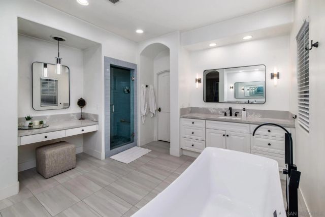 5012 Seagrove Cove, San Diego, CA 92130