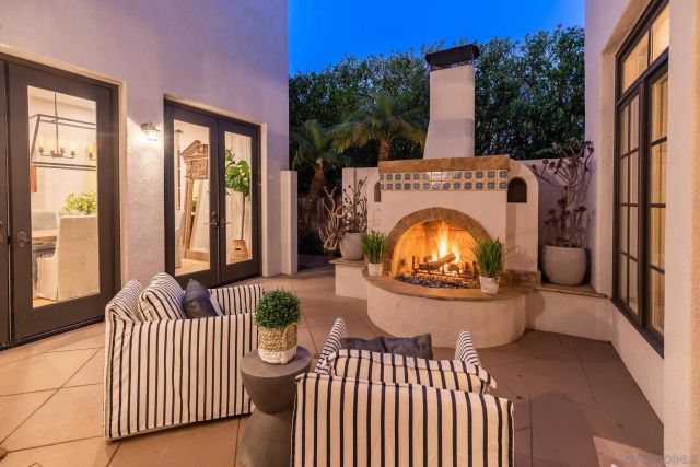 5012 Seagrove Cove, San Diego, CA 92130