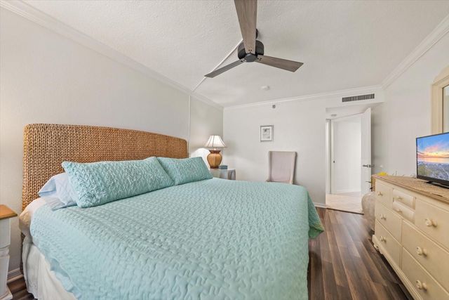 1290 GULF BOULEVARD 2004, Clearwater, FL 33767