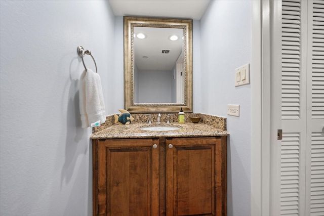 1290 GULF BOULEVARD 2004, Clearwater, FL 33767