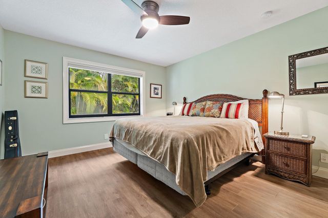 348 River Drive, Tequesta, FL 33469