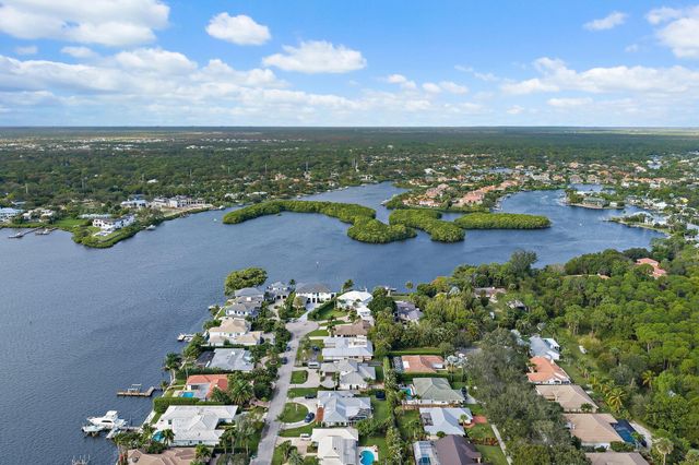 348 River Drive, Tequesta, FL 33469
