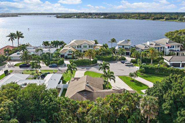 348 River Drive, Tequesta, FL 33469
