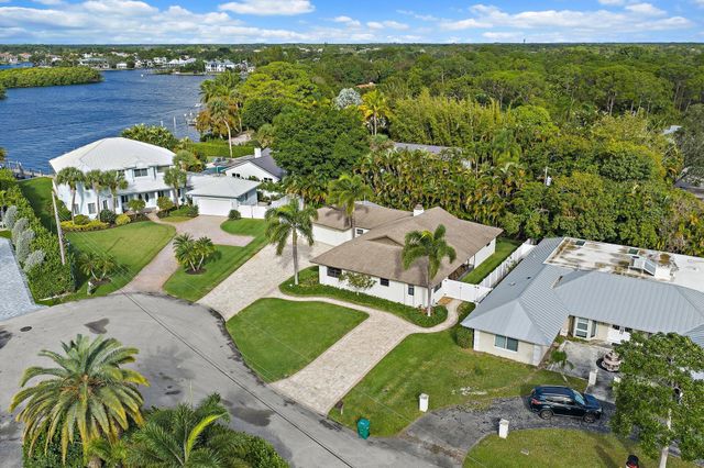 348 River Drive, Tequesta, FL 33469