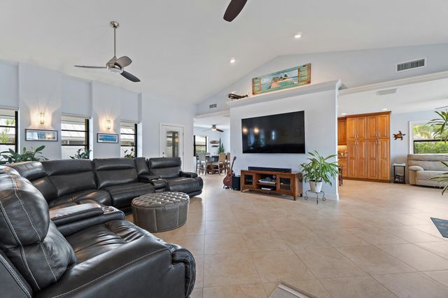 348 River Drive, Tequesta, FL 33469