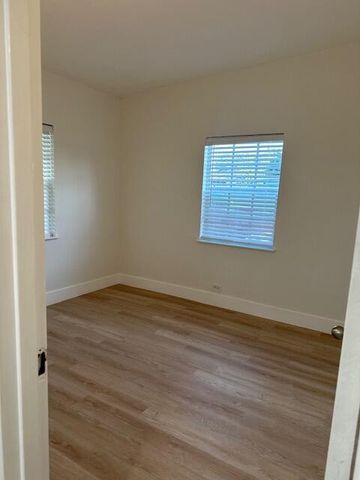 15601 NW 158th St Road, Miami Gardens, FL 33054