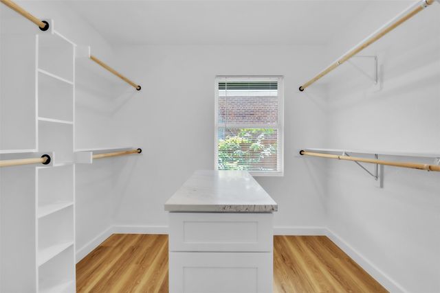 203 E 7th Street, Irving, TX 75060