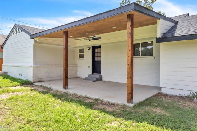 203 E 7th Street, Irving, TX 75060