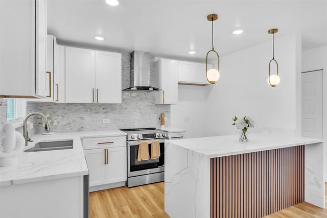 203 E 7th Street, Irving, TX 75060
