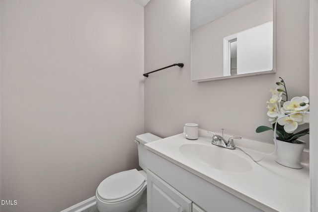 831 Dalewood Drive, Raleigh, NC 27610