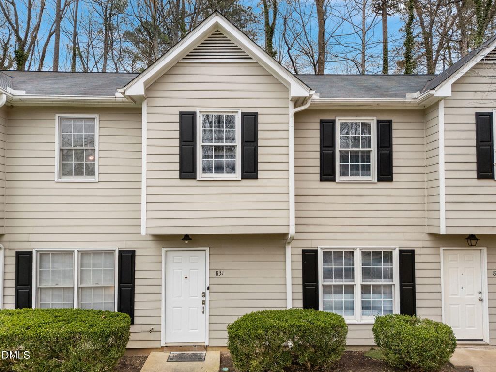 831 Dalewood Drive, Raleigh, NC 27610