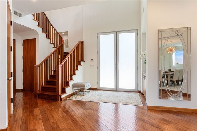 11527 Dona Dolores, Studio City, CA 91604