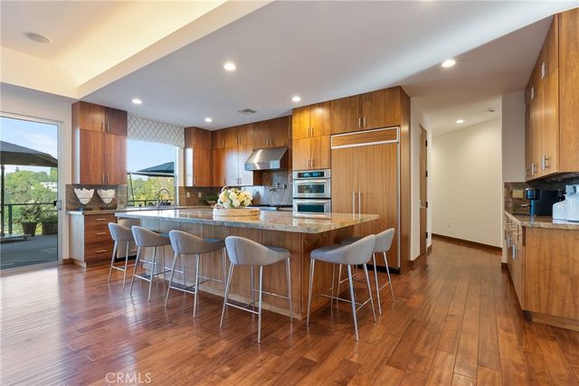 11527 Dona Dolores, Studio City, CA 91604