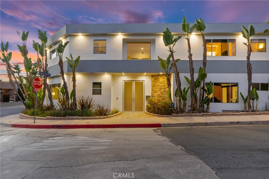 11527 Dona Dolores, Studio City, CA 91604