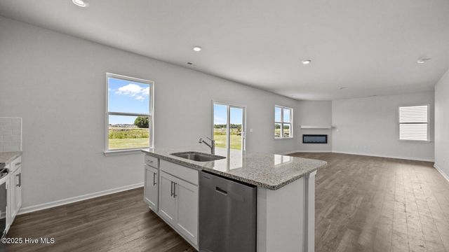 1025 Queensland Lane, Ayden, NC 28513