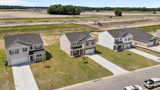 1025 Queensland Lane, Ayden, NC 28513