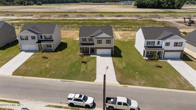 1025 Queensland Lane, Ayden, NC 28513