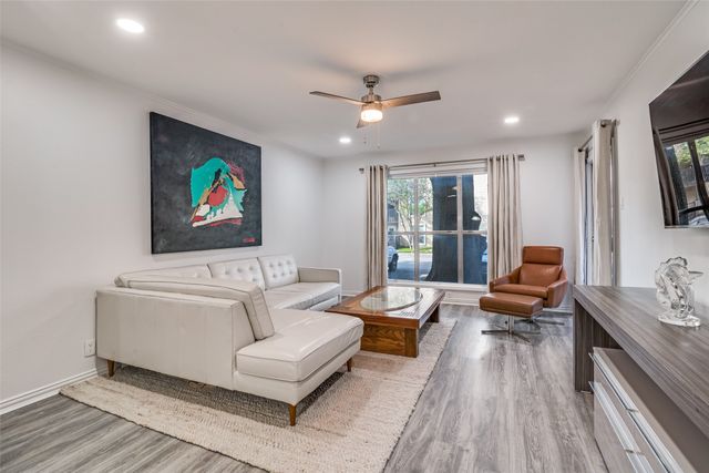 4859 Cedar Springs Road 141, Dallas, TX 75219