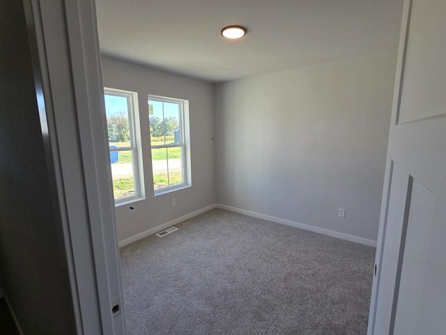 N162W21865 Poppy ROAD, Jackson, WI 53037