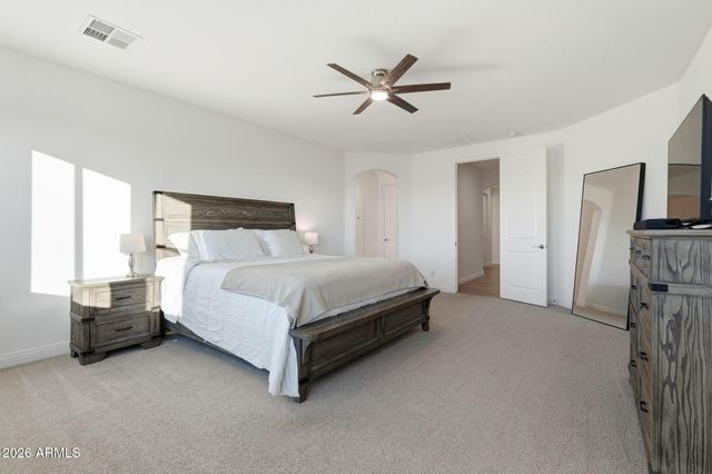 498 W CHASE Street, San Tan Valley, AZ 85143