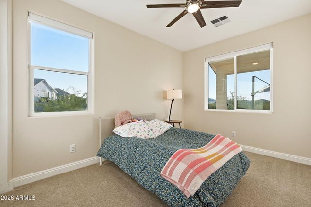 498 W CHASE Street, San Tan Valley, AZ 85143