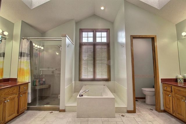 1842 N Valleyview St, Wichita, KS 67212