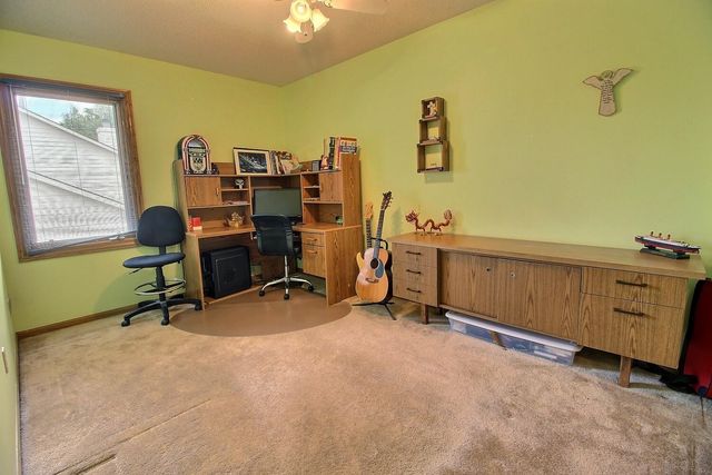1842 N Valleyview St, Wichita, KS 67212