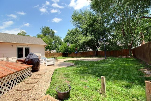 1842 N Valleyview St, Wichita, KS 67212