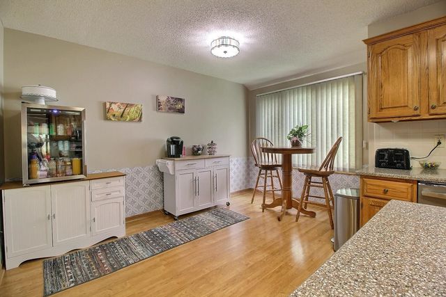 1842 N Valleyview St, Wichita, KS 67212