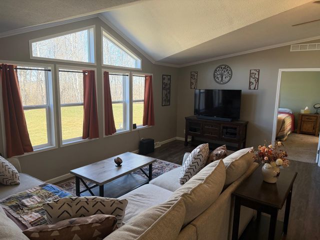 1784 County Road 1 SW, Baudette, MN 56623