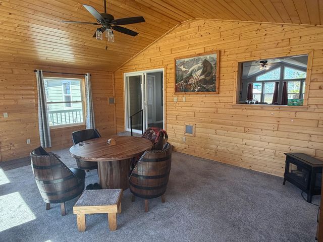 1784 County Road 1 SW, Baudette, MN 56623