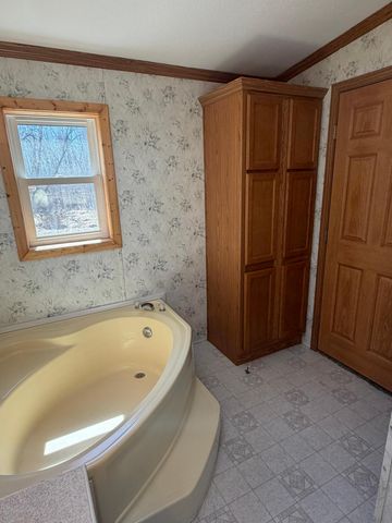 1784 County Road 1 SW, Baudette, MN 56623