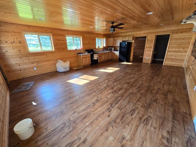 1784 County Road 1 SW, Baudette, MN 56623