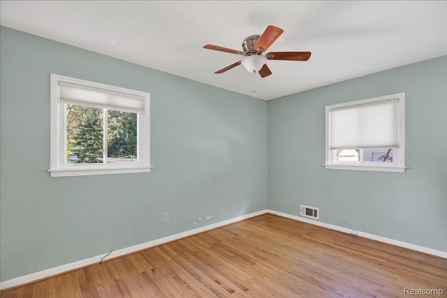 731 1st Avenue, Pontiac, MI 48340