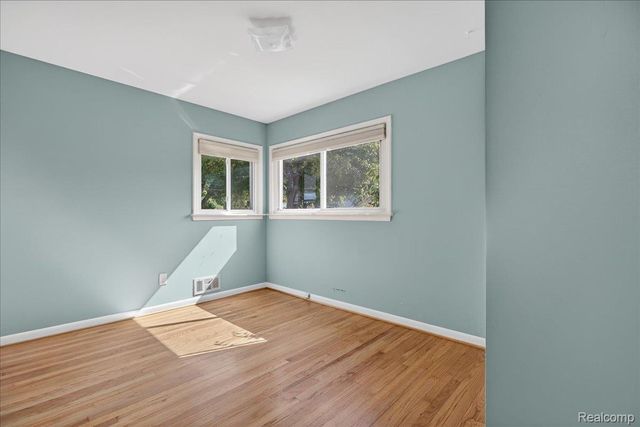 731 1st Avenue, Pontiac, MI 48340