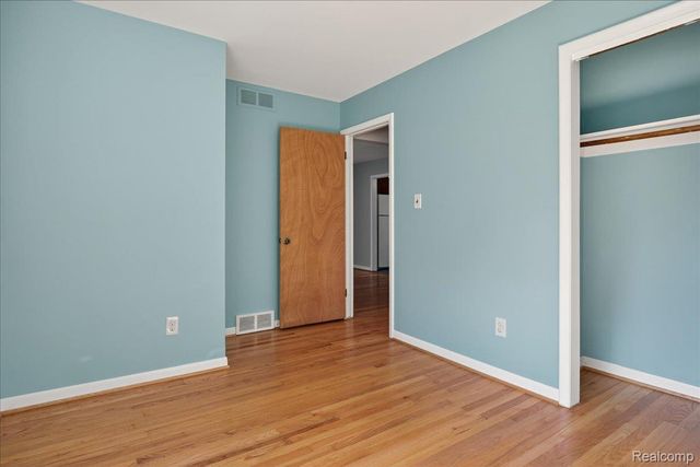 731 1st Avenue, Pontiac, MI 48340