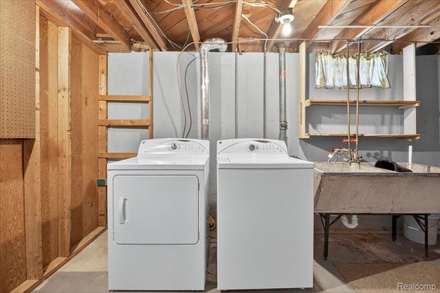 731 1st Avenue, Pontiac, MI 48340